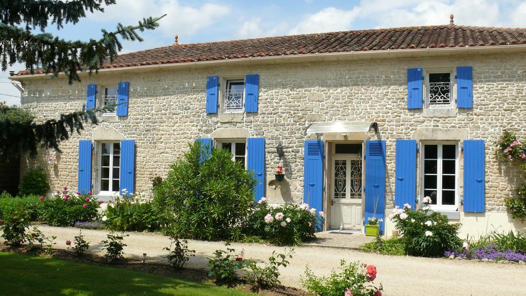 Le Clos De La Vigne Bed and Breakfast Montreuil  Buitenkant foto